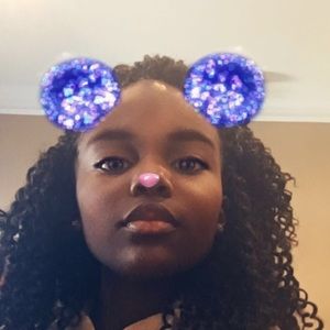Meet your Posher, Naila